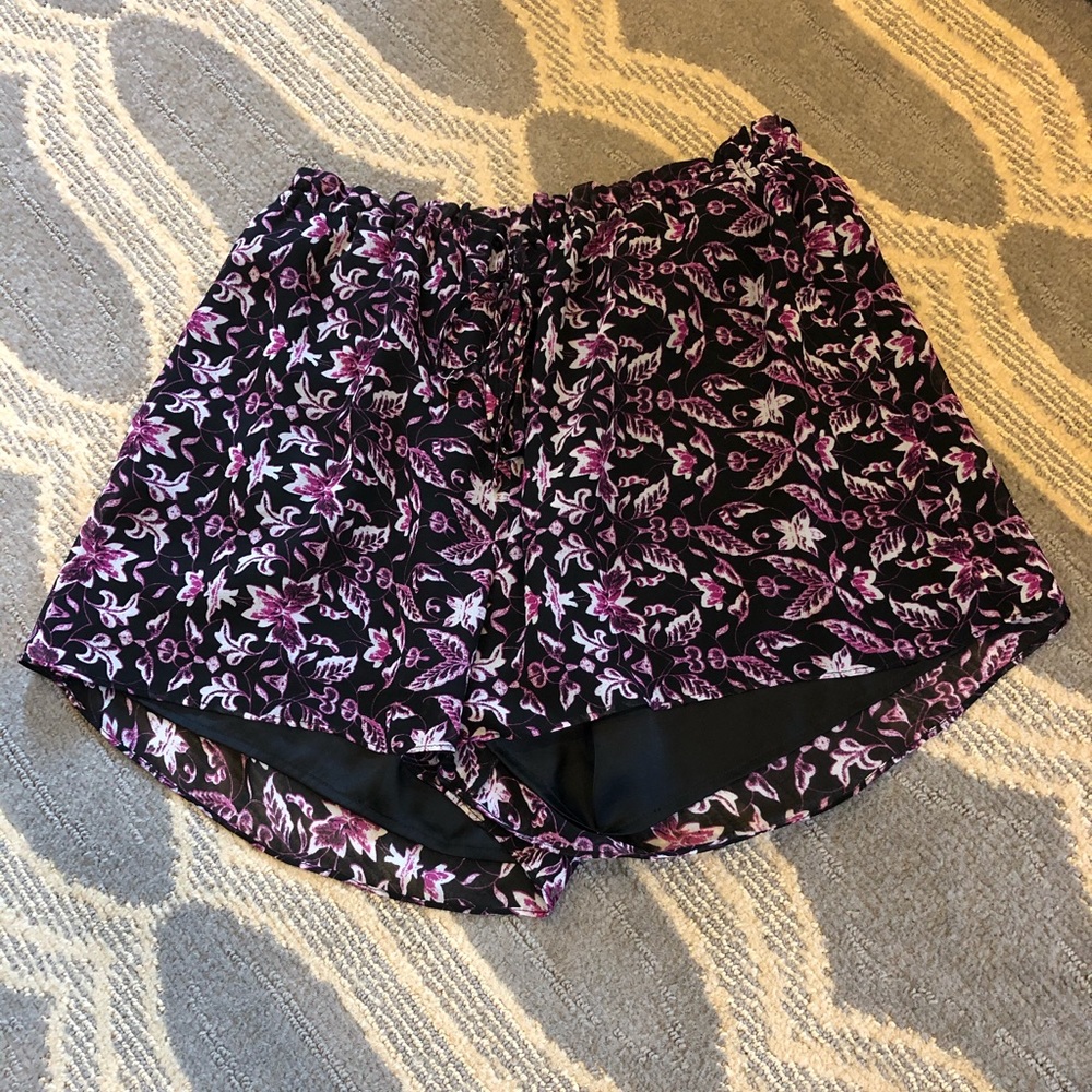 Floral print shorts